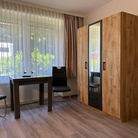 Gaestehaus Lietzow & Stoertebeker Camp Esterno foto